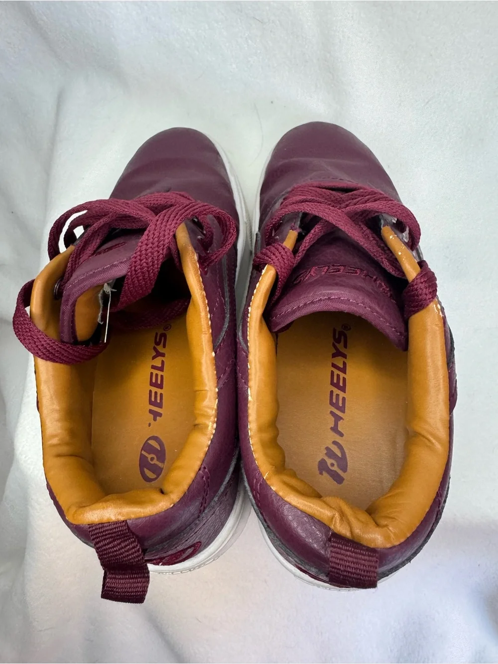 Heelys Burgundy Roller Skate Shoes Youth Size 3